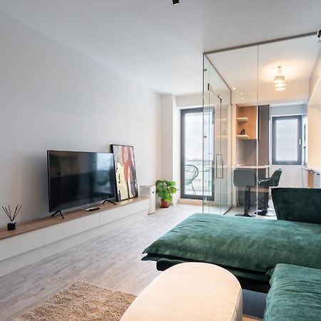 Classy Sassy - Elegant Escape In Timpuri Noi Bucharest Luaran gambar