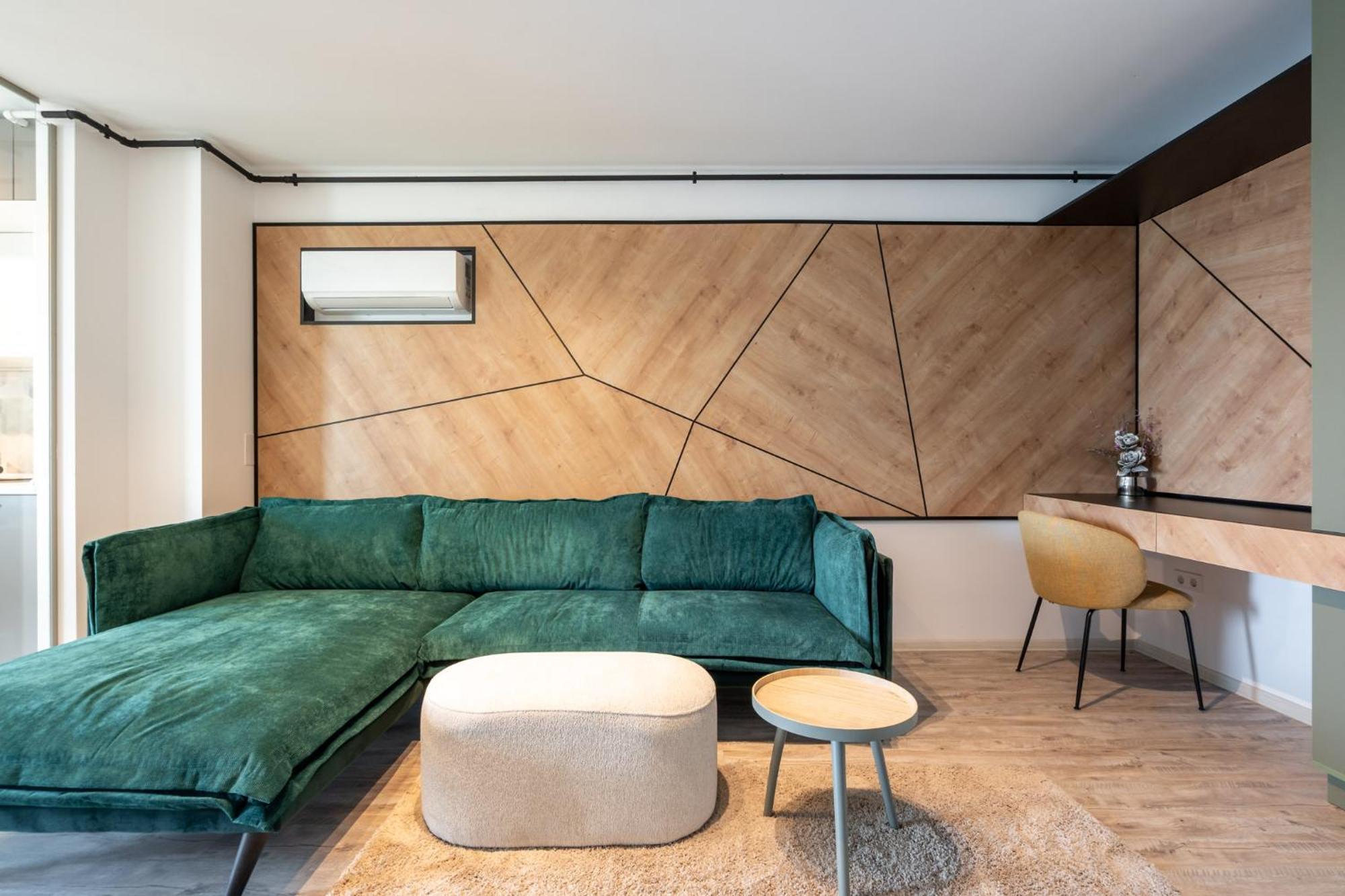 Classy Sassy - Elegant Escape In Timpuri Noi Bucharest Luaran gambar